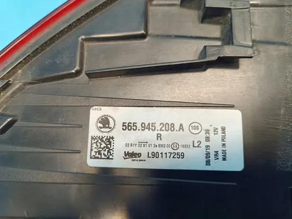 LAMPA LED Derecha SKODA KODIAQ 1.5 TSI 110KW 2020 image 10