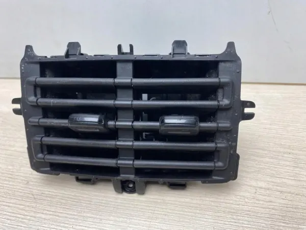 Buse d'air OEM 5H08192039B9 pour Volkswagen Golf VIII 2021 image 2