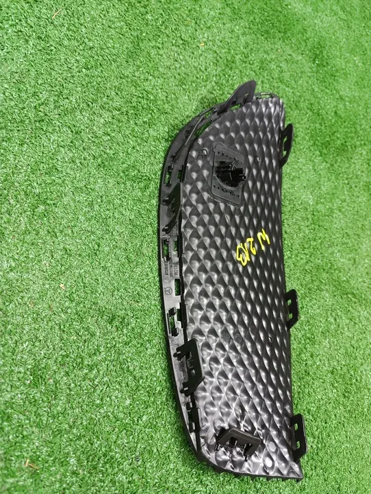 MERCEDES E-CLASS W213 Grille de Pare-Chocs Avant Droit OEM A2138850822 image 3