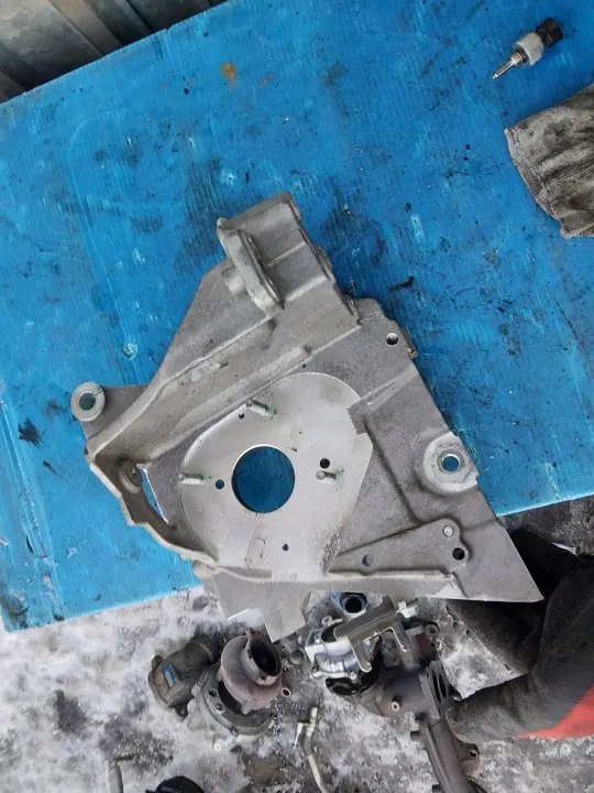 Alfa Romeo Stelvio Einspritzpumpenbasis OEM 55284373 image 4