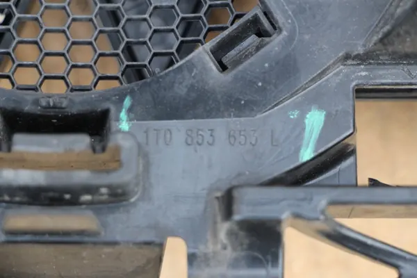 VW Touran Lift Grill Front 1T0 VW Caddy II 2K5 10-15 OEM image 10