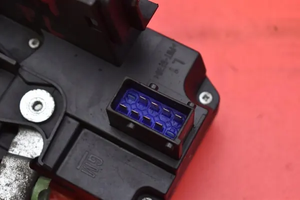 Vordere linke Türschloss Opel Corsa C 00-03 24434884 EQ image 6