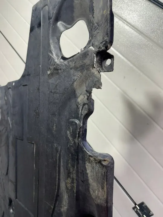 OEM A2306190238 Unterbodenschutz rechts unten Mercedes SL R230 image 5