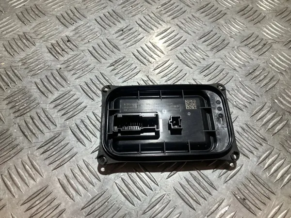 Module convertisseur Mercedes-Benz OE pour CLA W118 1.3 CGI Hybride image 2