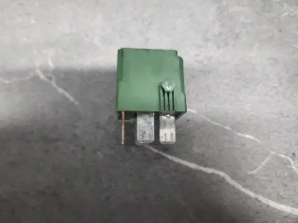 A0025427619 Relais Mercedes-Benz E (W211) 6.2L 2006 image 2