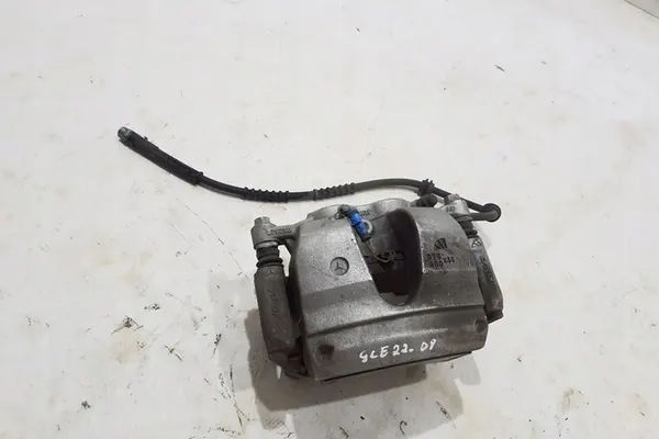 Oikea etujarrusatula MERCEDES-BENZ A1674218200 image 3