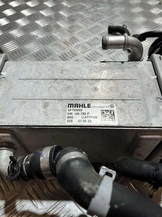 Volkswagen Touran III 2025 Intercooler 04E145785P image 2