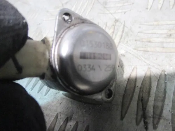 Servotronic-ventil OEM 01530188 för BMW 5 E60/E61 image 4