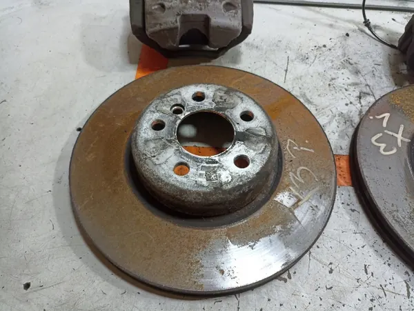Discos & Pinças Dianteiras BMW X3 G01 OEM image 7