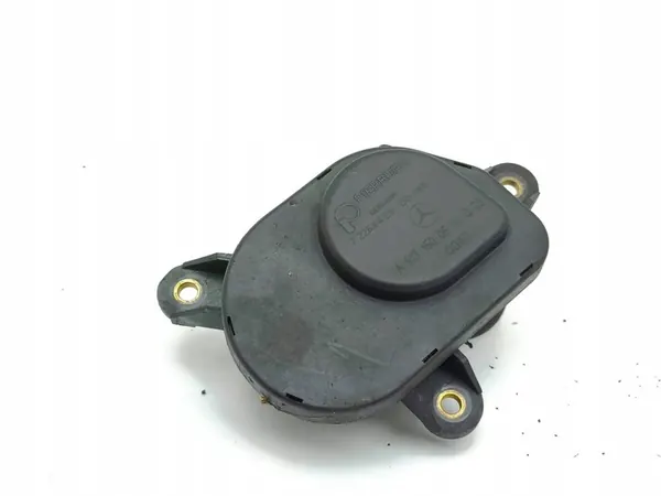 Inlaatspruitjesklep Mercedes-Benz S W220 2001 A6131500594 image 5