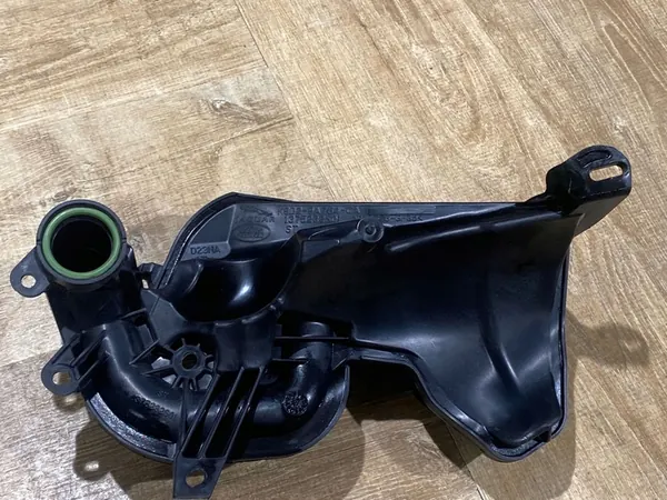 Resonador de ar LAND ROVER RANGE ROVER EVOQUE 2.0L K8D29A764CA image 1