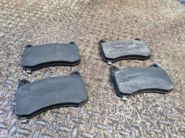 Tesla FER9206FGG Bremsbeläge - Gebrauchte OEM-Teile image 2