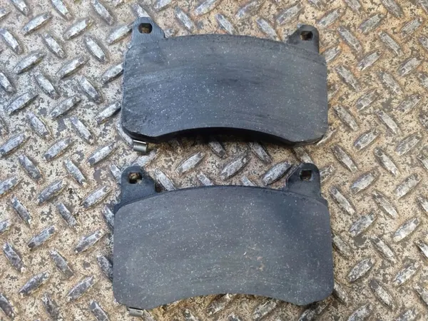 Tesla FER9206FGG Bremsbeläge - Gebrauchte OEM-Teile image 7