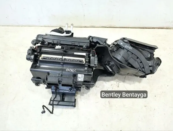 Carcaça do Soprador Bentley OEM 4M1820005AA Usado image 2