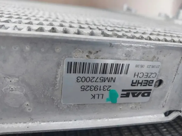 Intercooler DAF OEM 2319325 2291926 - Usado image 4