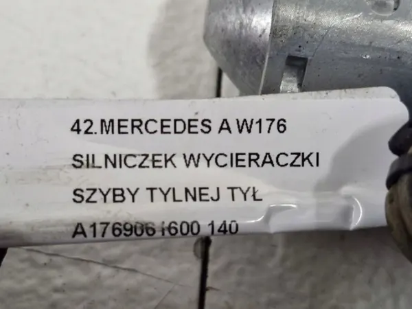 Mercedes A W176 achterruitenwissermotor OEM A1769061600 image 7