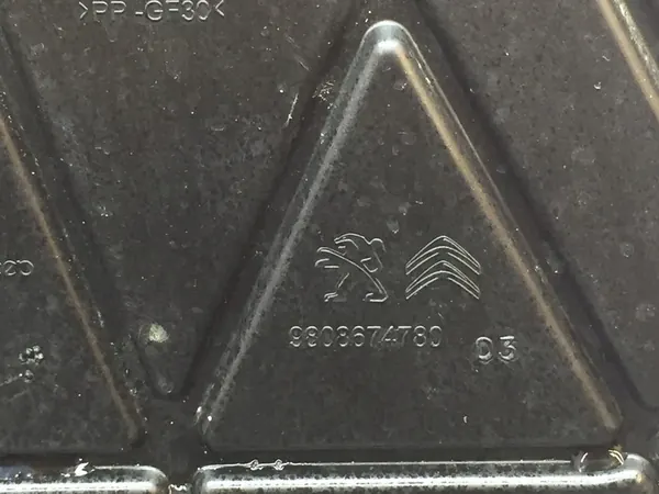 Peugeot 308 II T9 Carcaça de Bateria de Computador image 2