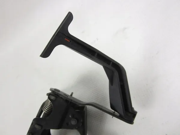 Motorhuvudslås Mercedes W221 image 3