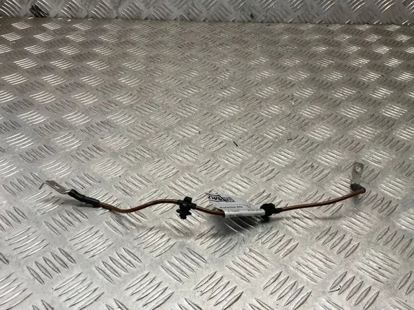 Porsche Taycan maadoituskaapeli OEM 9J1971244M image 3