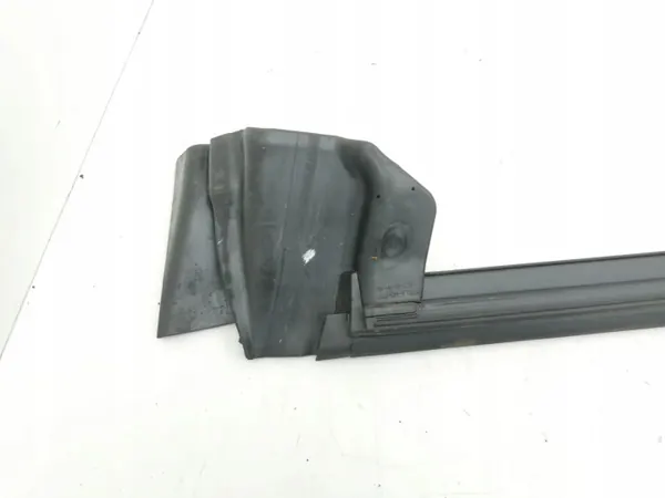 Joint de vitre porte avant Tesla AMD145380 - Occasion image 8
