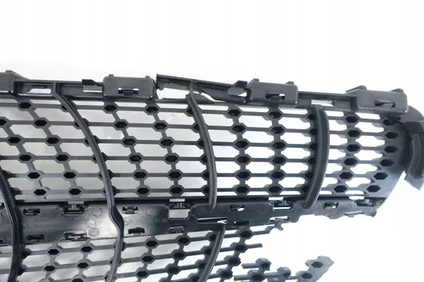 Mercedes A-klass W176 Framgrill OEM A1768882160 image 7