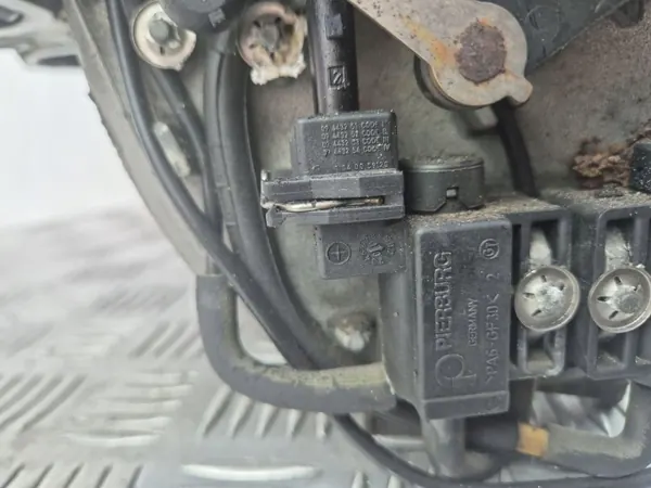 Colector de admisión Mercedes CL500 W219 OEM A2731400701 image 6