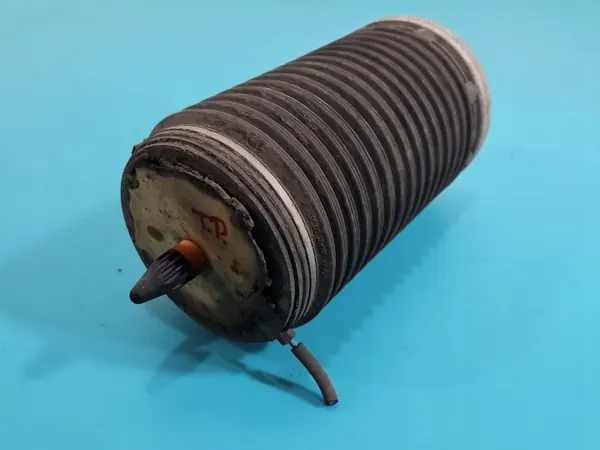 Audi A6 C7 Luftfjädring OEM 4G0616002T - Begagnad image 4