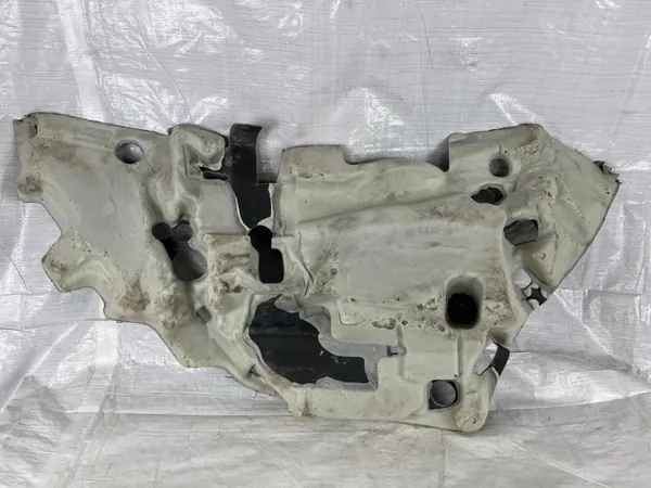 Mercedes GLE 167 Pare-boue arrière gauche A1676821100 image 4
