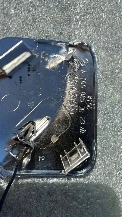 Mercedes ML AMG W166 Tow Hook Cover A1668851823 image 3