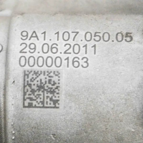 Pompe à huile Porsche Cayman 987 OEM 9A110705005 image 8
