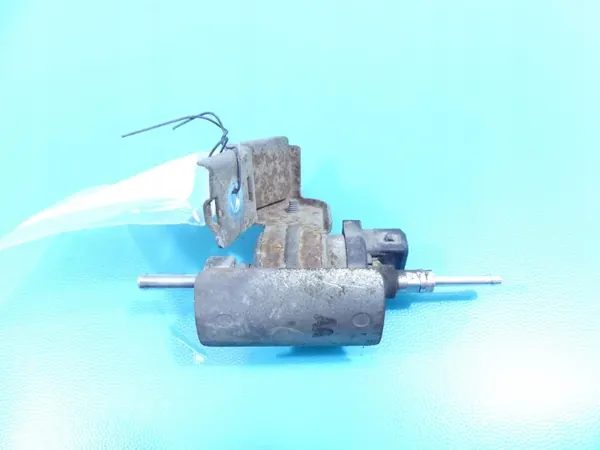 Webasto polttoainepumppu OEM 22454201 Toyota Verso image 5