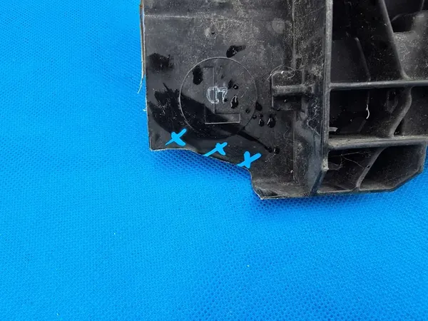 Vänster kylarram BMW E90 E87 E84 E89 image 3