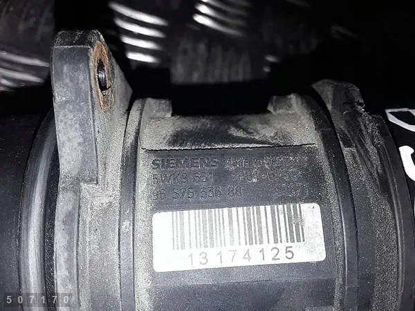 2003 Mazda 2 Luftmassenmesser 1400td 9657533680 image 3