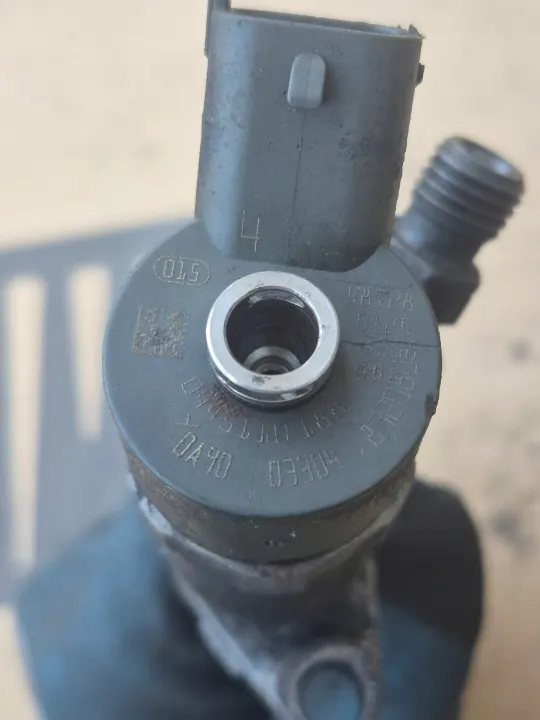 Inyector CITROEN/PEUGEOT 1.6HDI OEM 0445110188 image 5