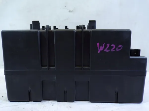 Bomba de fecho central OEM 2208000248 para Mercedes W220 image 2