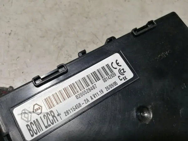 Module Confort OEM 8200528487 pour Renault Modus image 3