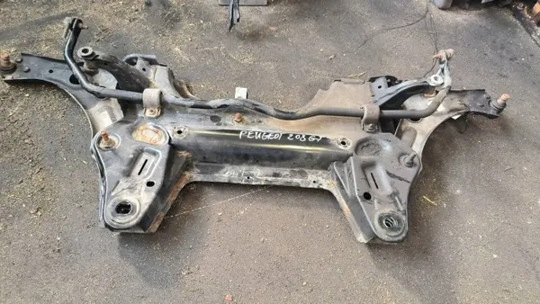 Triangle Suspension OEM SANKI PRZEDNIE Peugeot 208 II image 3