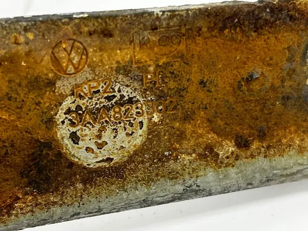 Juego de bisagras de capó para VW Passat B7 3AA823302 3AA823301 image 5