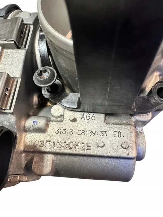 Válvula de ar Audi Seat Skoda Volkswagen 03F133062C image 3