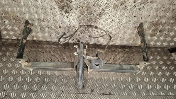 Gancho de Reboque FOCUS MK1 OEM - Ford OE Usado image 6