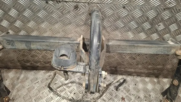 Gancho de Reboque FOCUS MK1 OEM - Ford OE Usado image 8