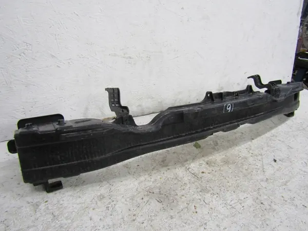 HYUNDAI I30 III 2017- Takapuskurautakappale UUSI OEM image 3