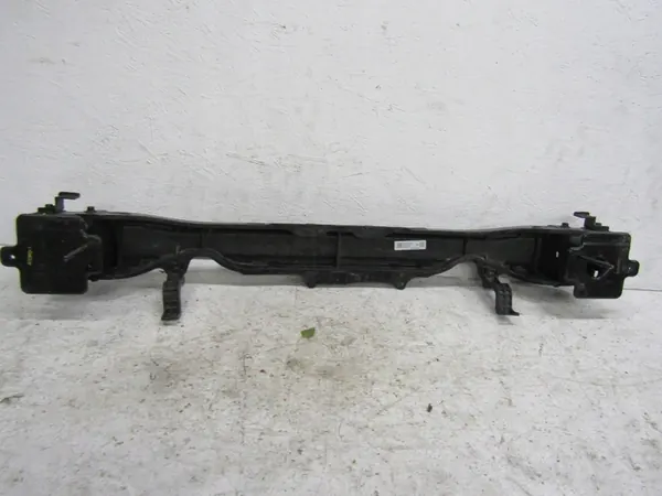 HYUNDAI I30 III 2017- Takapuskurautakappale UUSI OEM image 4