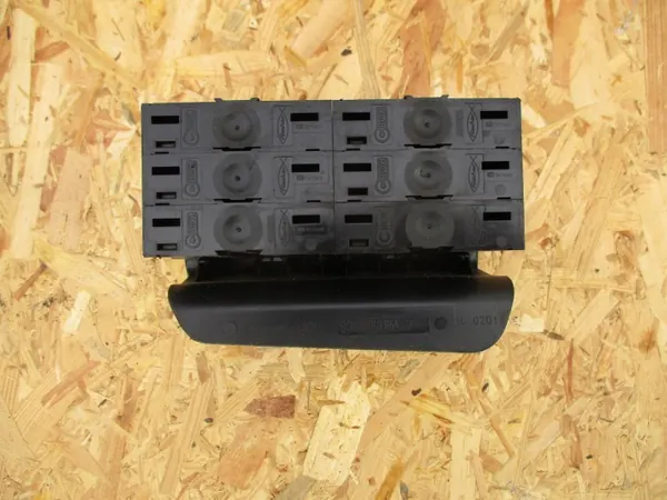 VW Golf III Vento cassettedrager OEM 1H1864117 image 3