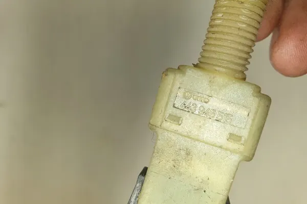 Bromspedalsensor AUDI 80 AVANT 443945515 image 3