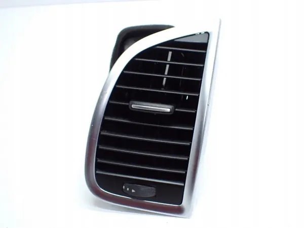Grille d'aération droite OEM 4L0820902 Audi Q7 image 2
