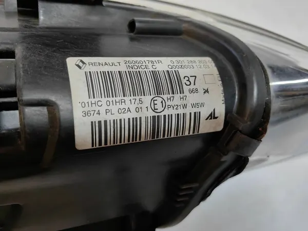 RENAULT MEGANE III LIFT GT - VASEN LINSSIKOKOELMA image 9