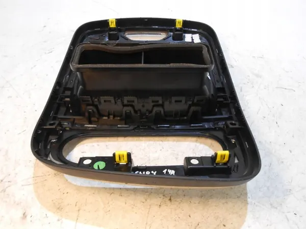 Cadre console radio Renault Clio IV OEM 682607616R image 10