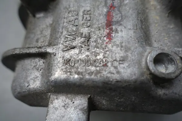 VW BEETLE 5C 1.6 2.0 TDI Supporto Motore image 6