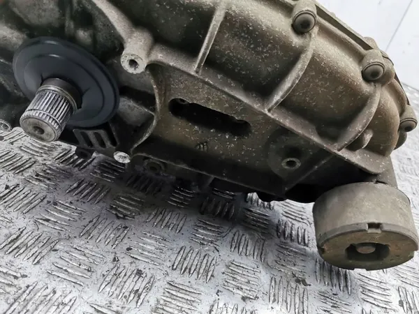 Porsche Verteilergetriebe OEM 0BU341011G - Gebraucht image 9